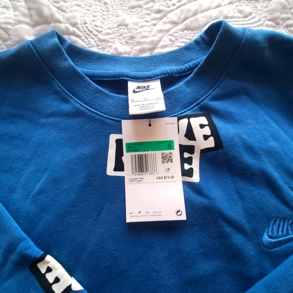 BRAND NEW WITH TAGS - Picture 2 of 2